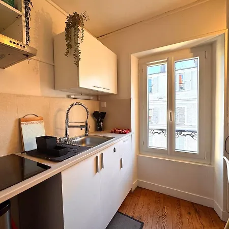 The Two-level アパート *