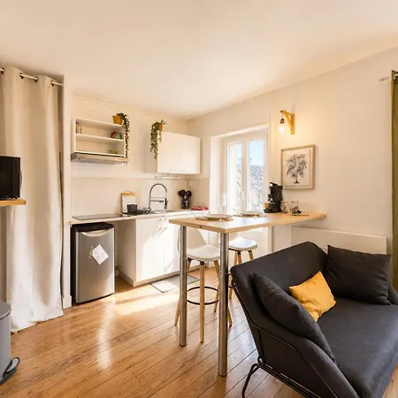 شقة Nid Sous Les Toits Duplex فونتانبلو